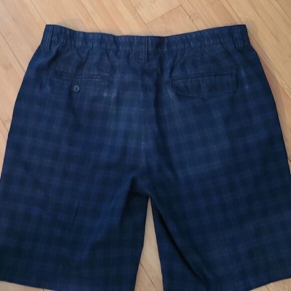 Van Heusen black shorts - Picture 5 of 5